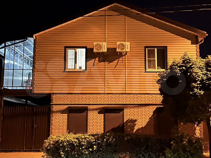 Комната 30 м² в 4-к., 2/2 эт.