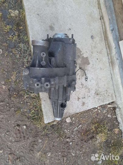 Коробка передач раздаточная на Mitsubishi Pajero