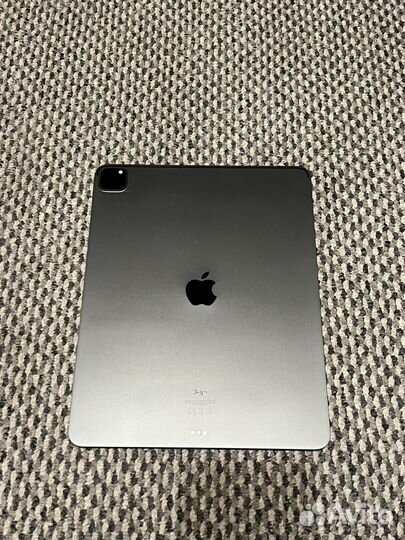 iPad pro 12.9 512гб + клавиатура