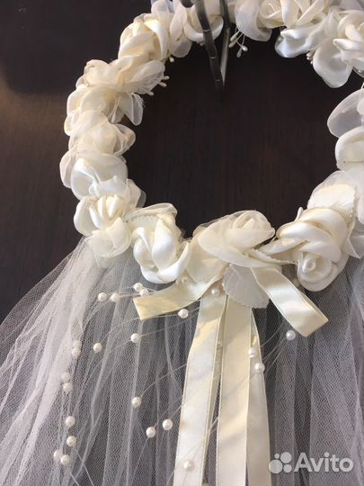 Венок с фатином на голову