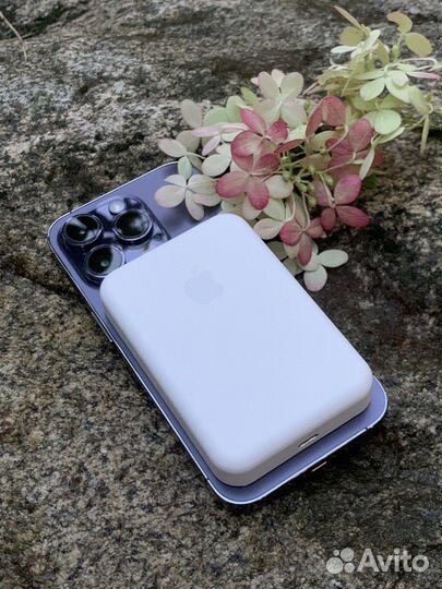 Беспроводной павербанк apple