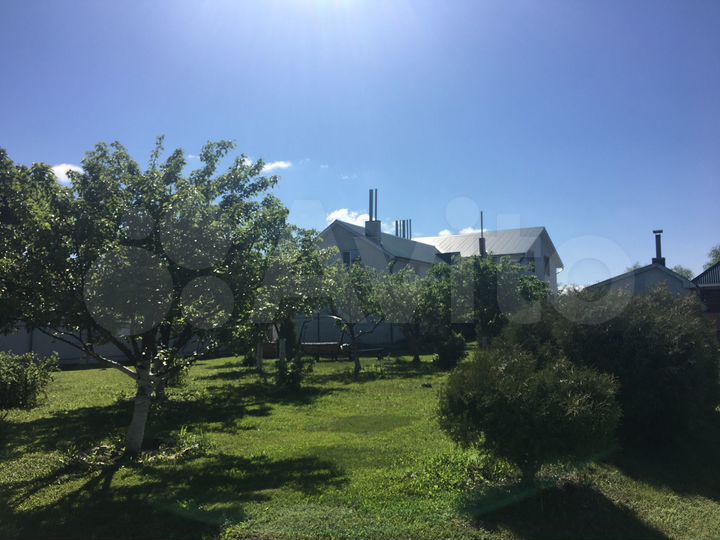 Дом 322 м² на участке 23 сот.