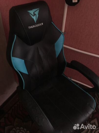 Игровое кресло thunderx3