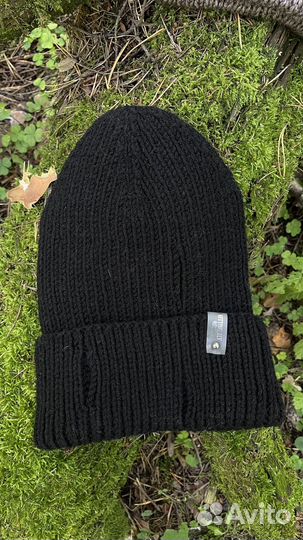 Шапка женская вязаная