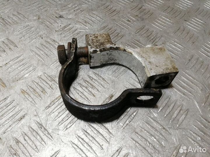 Кронштейн Infiniti Qx 2004-2009