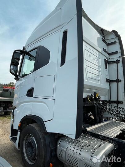 IVECO S-Way 440 S48, 2022