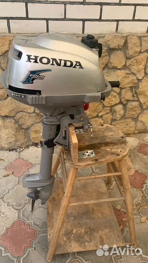 Лодка с мотором honda