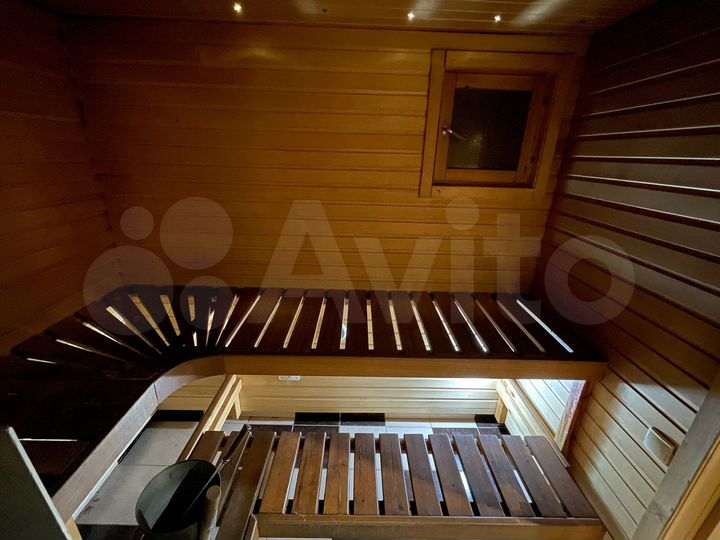 Коттедж 102 м² на участке 8 сот.