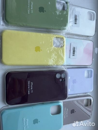 Чехол на iPhone 11