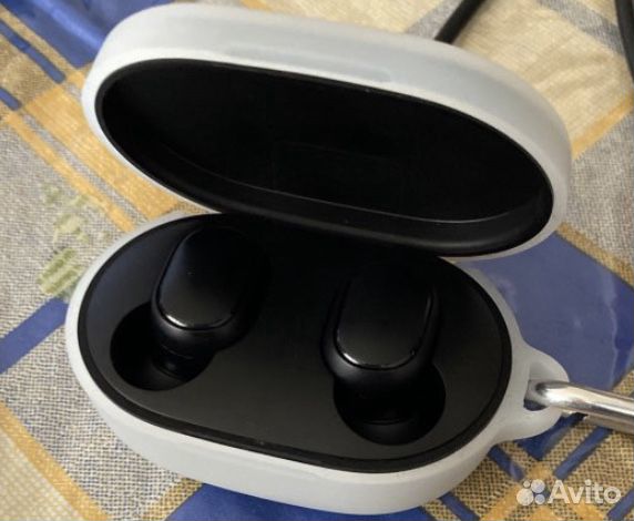 Чехол для airdots