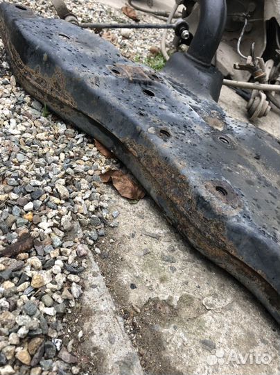 Подрамник передний lancer 10