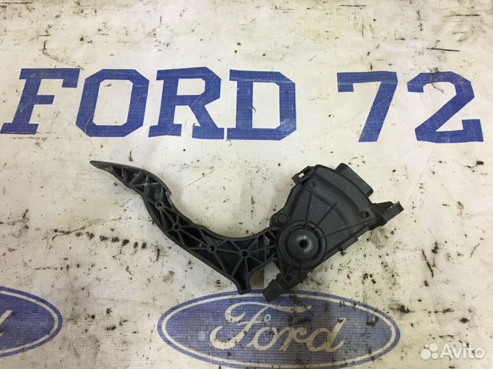 Педаль газа Ford Fusion Fiesta