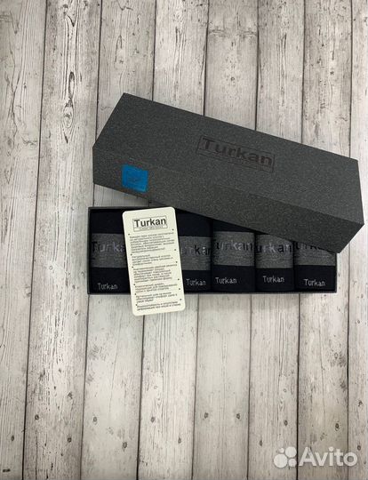 Носки в коробке