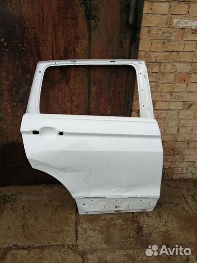 Дверь задняя правая Volkswagen Tiguan 2