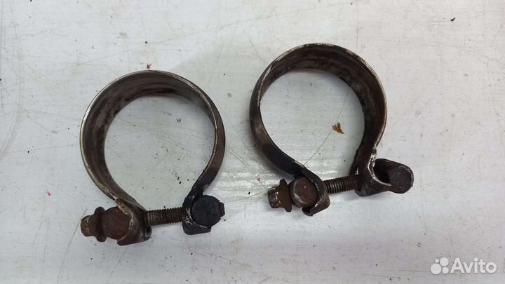 Хомут глушителя Mercedes W251 R350