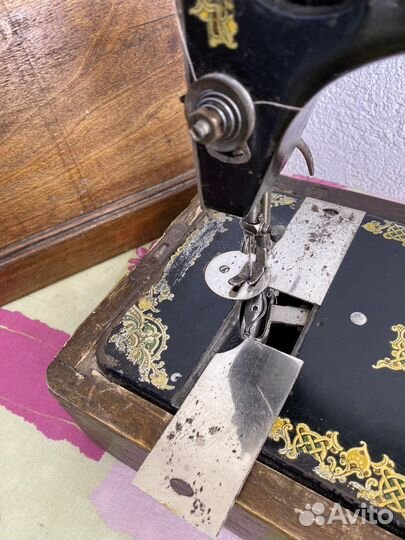 Швейная машинка зингер госшвеймашина