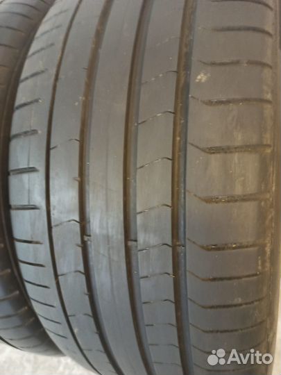 Pirelli P Zero PZ4 245/45 R18 и 275/40 R18