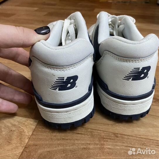 Кроссовки оригинал женские New Balance 550