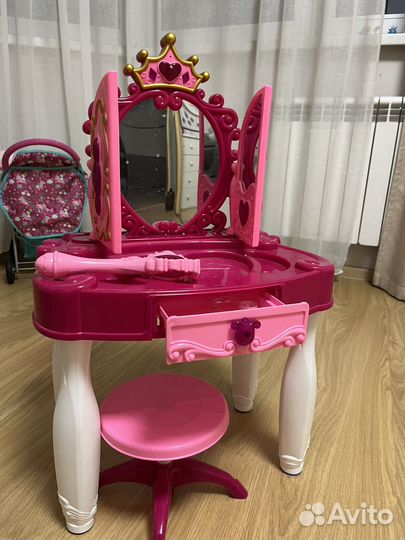 Туалетный столик для девочки