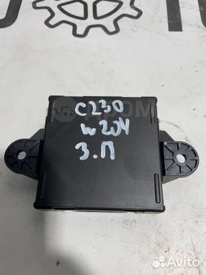 Блок управления дверью Mercedes C-Class W204