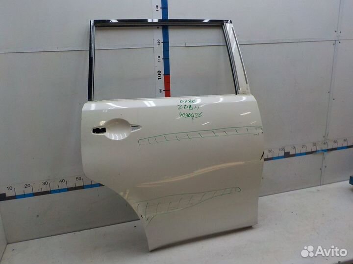 Дверь задняя правая на Infiniti QX80 H210M5zama
