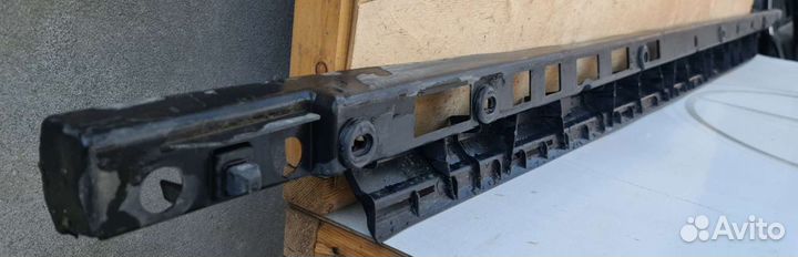 Каркас накладки порога левый Mercedes GLE292