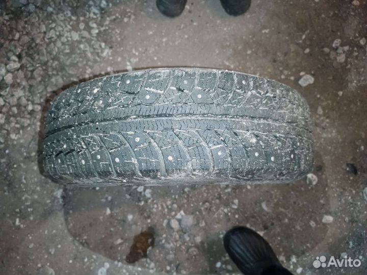 Bridgestone Blizzak LM-20 175/65 R4 93D