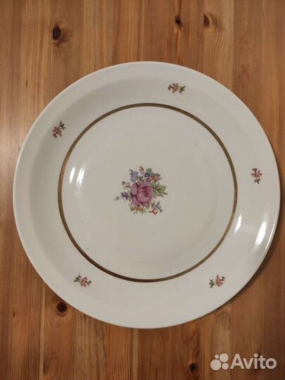 Блюдо фарфоровое СССР