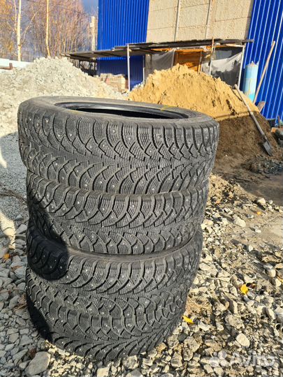 Nokian Tyres Hakkapeliitta 4 185/65 R15