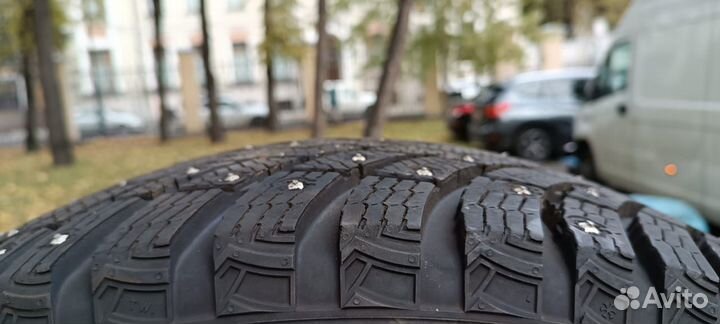 Pirelli Ice Zero 2 245/50 R19