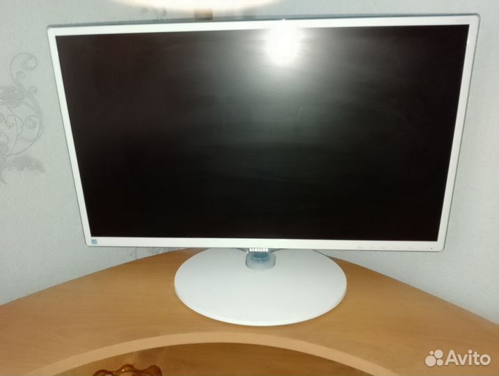 Монитор для компьютера 24