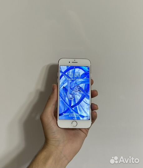 iPhone 7, 32 ГБ