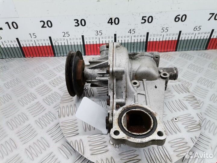 Насос водяной (помпа) для Volkswagen Passat 5