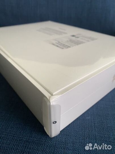 Macbook air 13 2022 M2 8/256gb Starlight MLY13