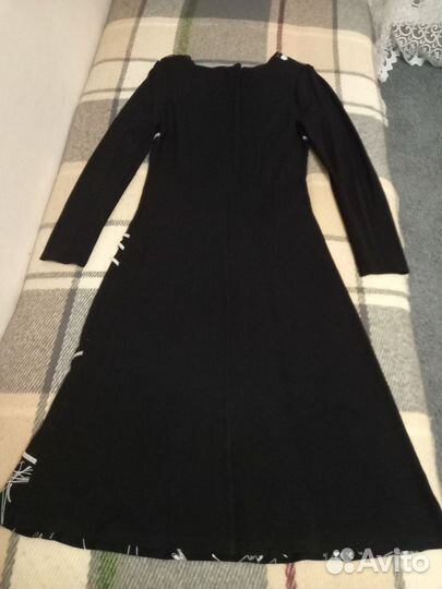 Платье женское 42 44