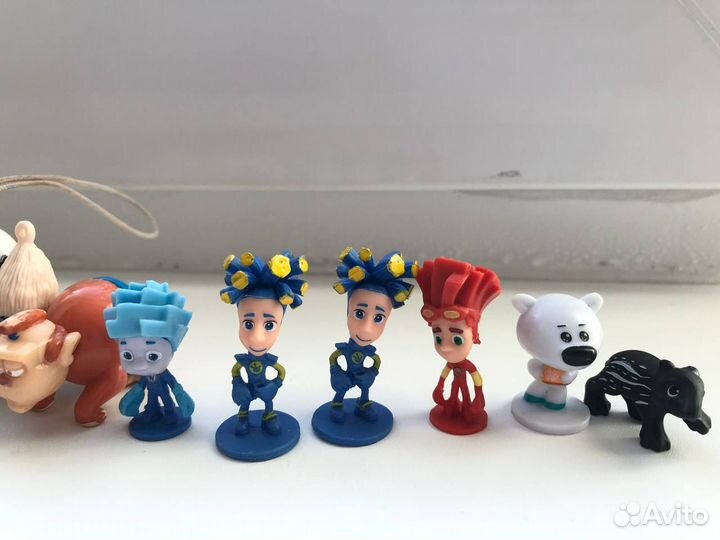 Игрушки из киндера