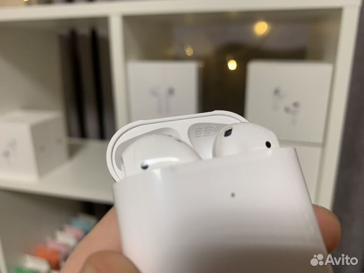 Беспроводные наушники airpods 2 новые + чехол