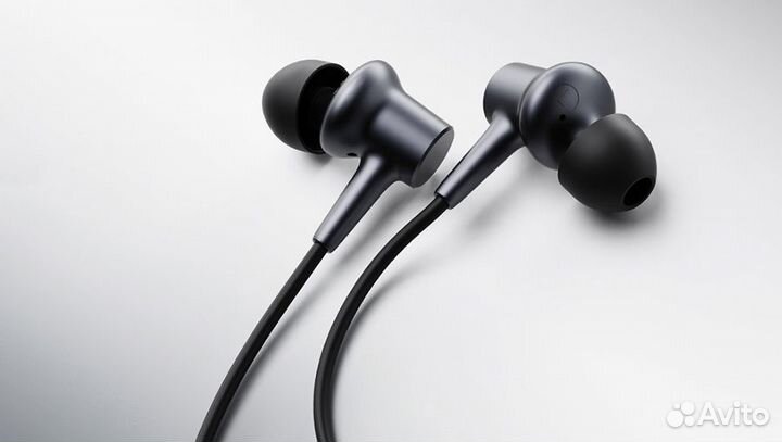 Наушники Xiaomi Mi In-Ear Basic (DDQ02WM) черный