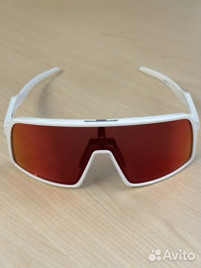 Солнцезащитные очки oakley Sutro Prizm