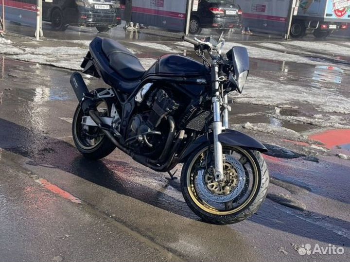 Suzuki bandit gsf 1200