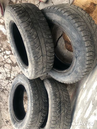 Bridgestone Ice Cruiser 7000 195/65 R15
