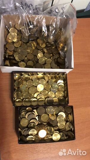 Юбилейные монеты России