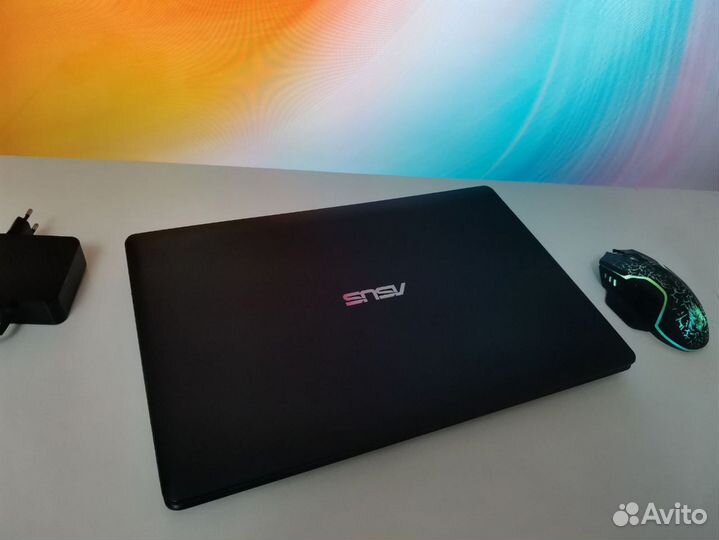 Как новый 8 гиговый игровой Asus с 2-мя картами