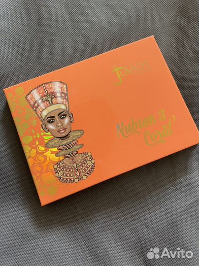 Палетка теней Juvia’s