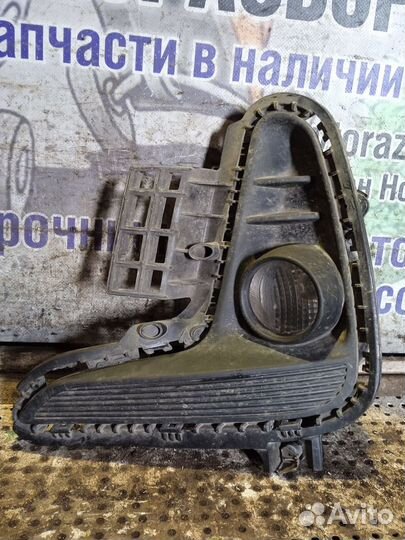 Фара противотуманная правая Kia Rio 4