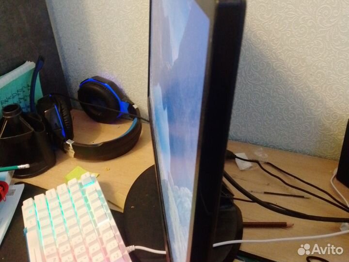 Монитор LG 60 ghz