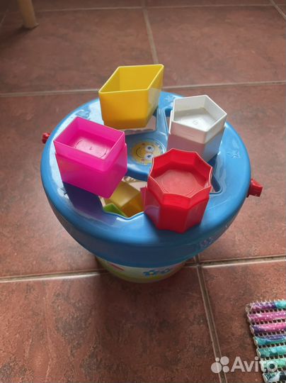 Развивающие игрушки для малышей