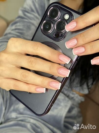 Модель на маникюр/педикюр