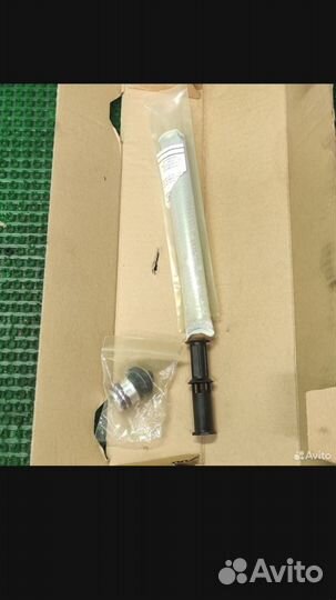 Осушитель 5Q0298403 на skoda octavia a7