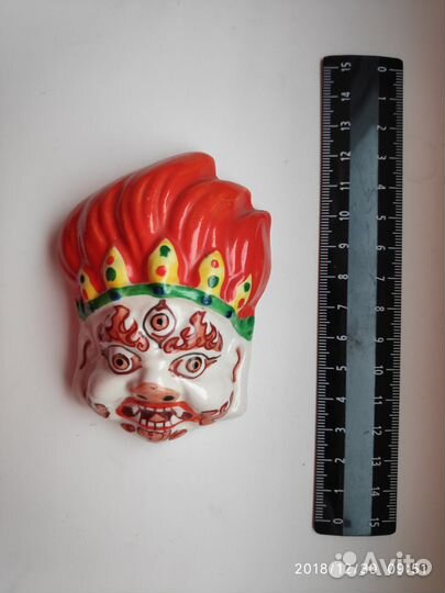 Буддийская маска из керамики